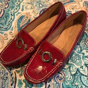 Comfy Red Naturalizer Flats